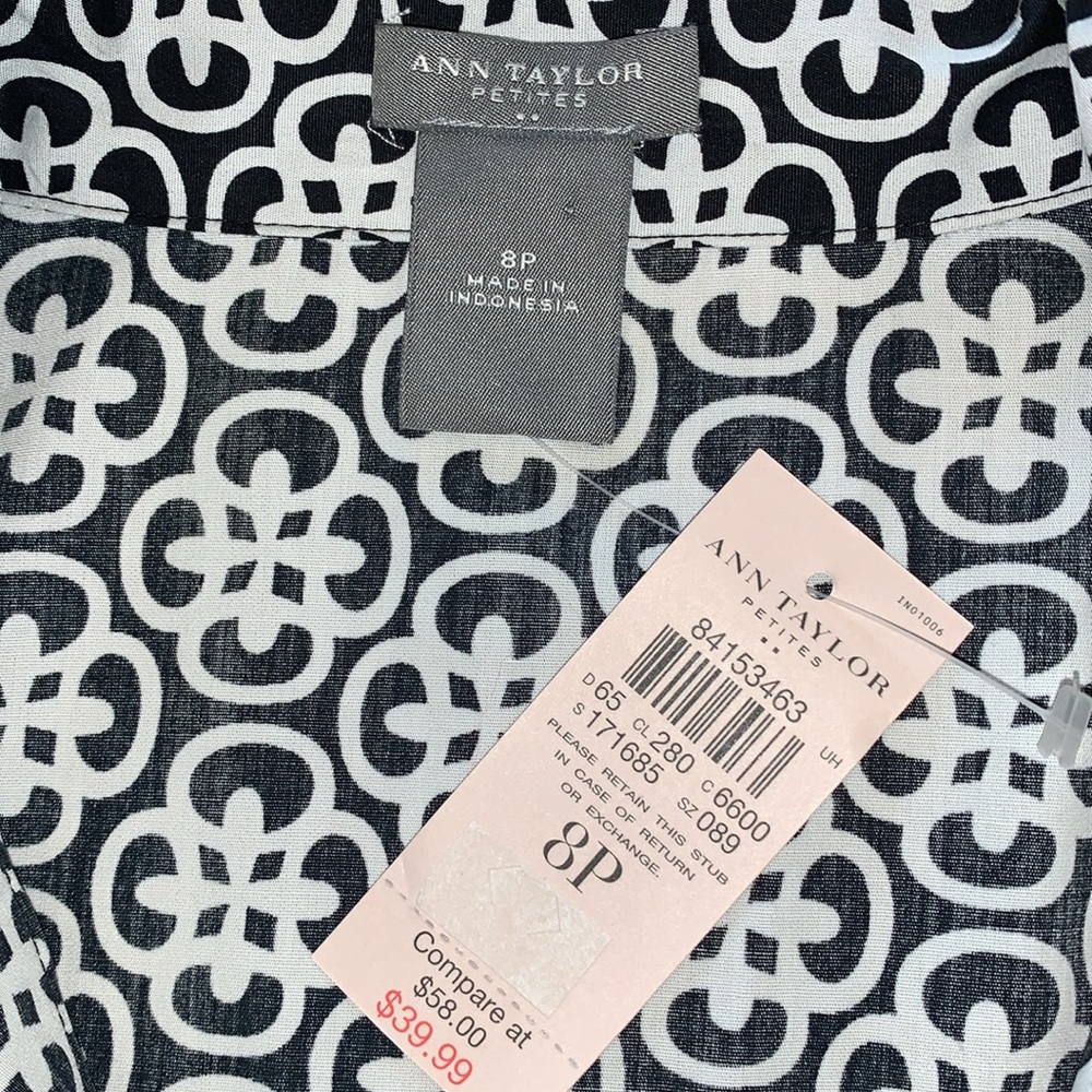 Ann Taylor Black and White Patterned Button Down Top NWT - Picture 4 of 11